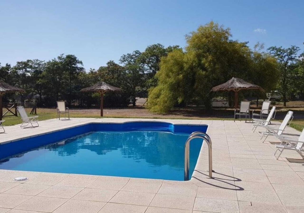 Paradores Austral Bahia Blanca Bagian luar foto