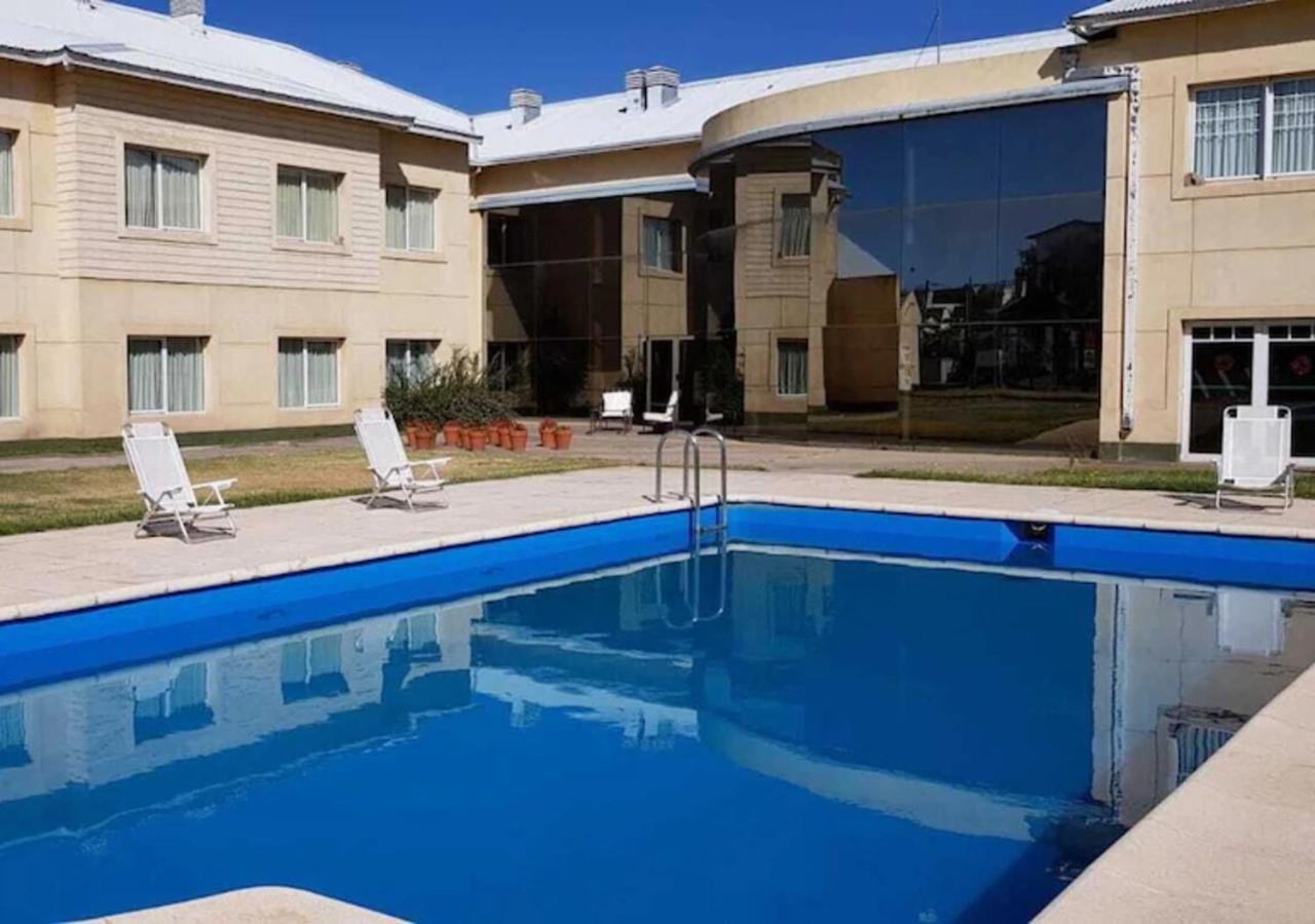 Paradores Austral Bahia Blanca Bagian luar foto