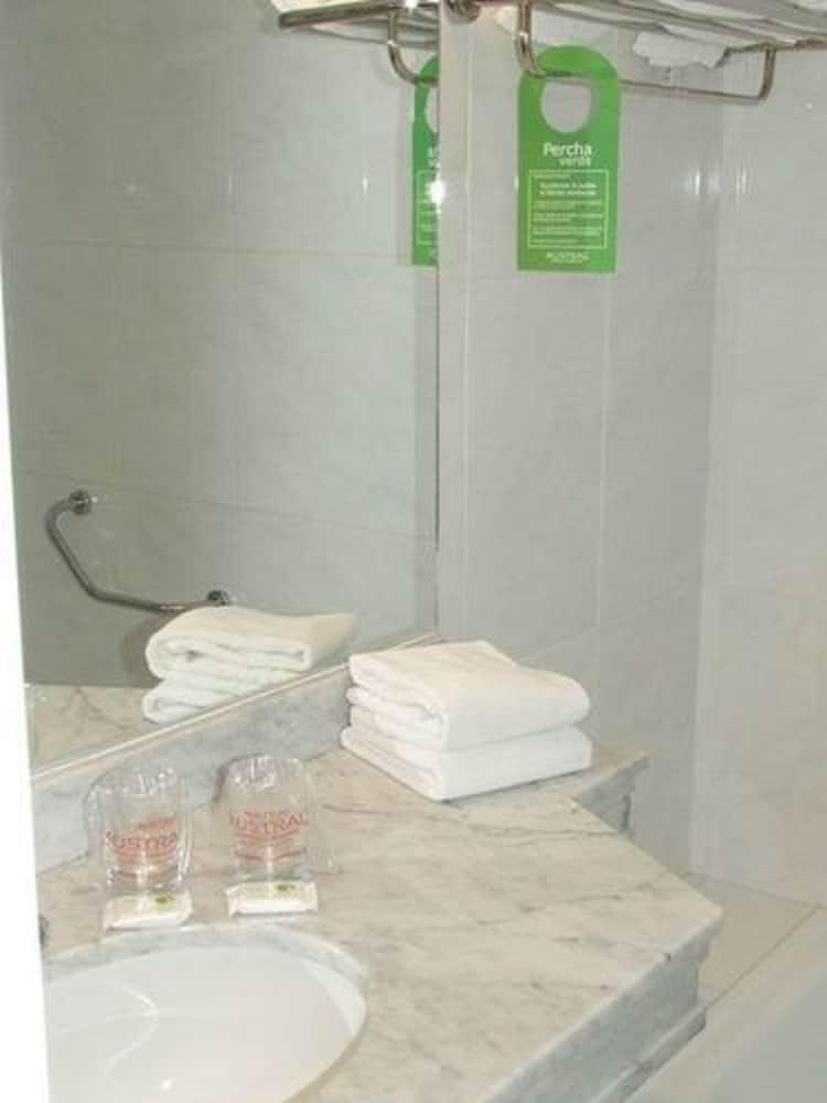 Paradores Austral Bahia Blanca Bagian luar foto
