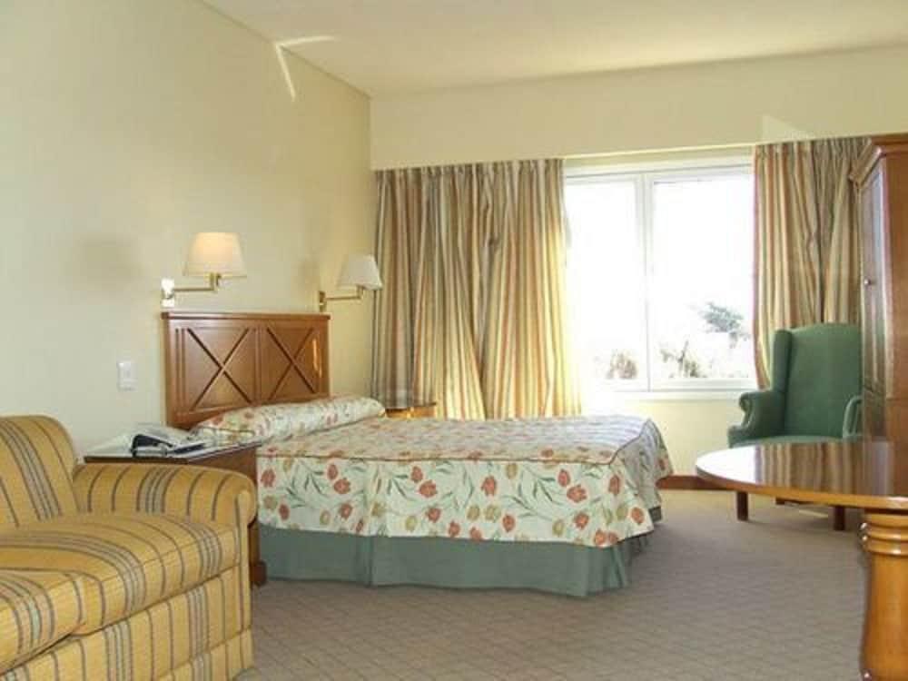 Paradores Austral Bahia Blanca Bagian luar foto